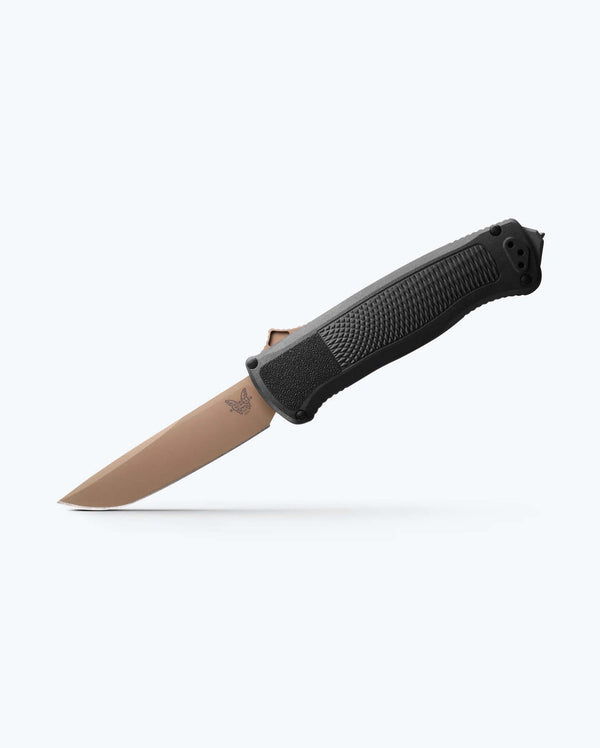 Benchmade Shootout Automatic Knife, 3.51in, CPM-CruWear Tool Steel, Drop-Point Blade, CF-Elite, Black Handle